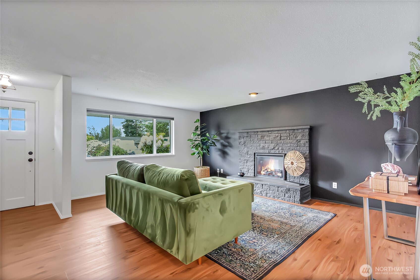 1527 34th Avenue Ct SW