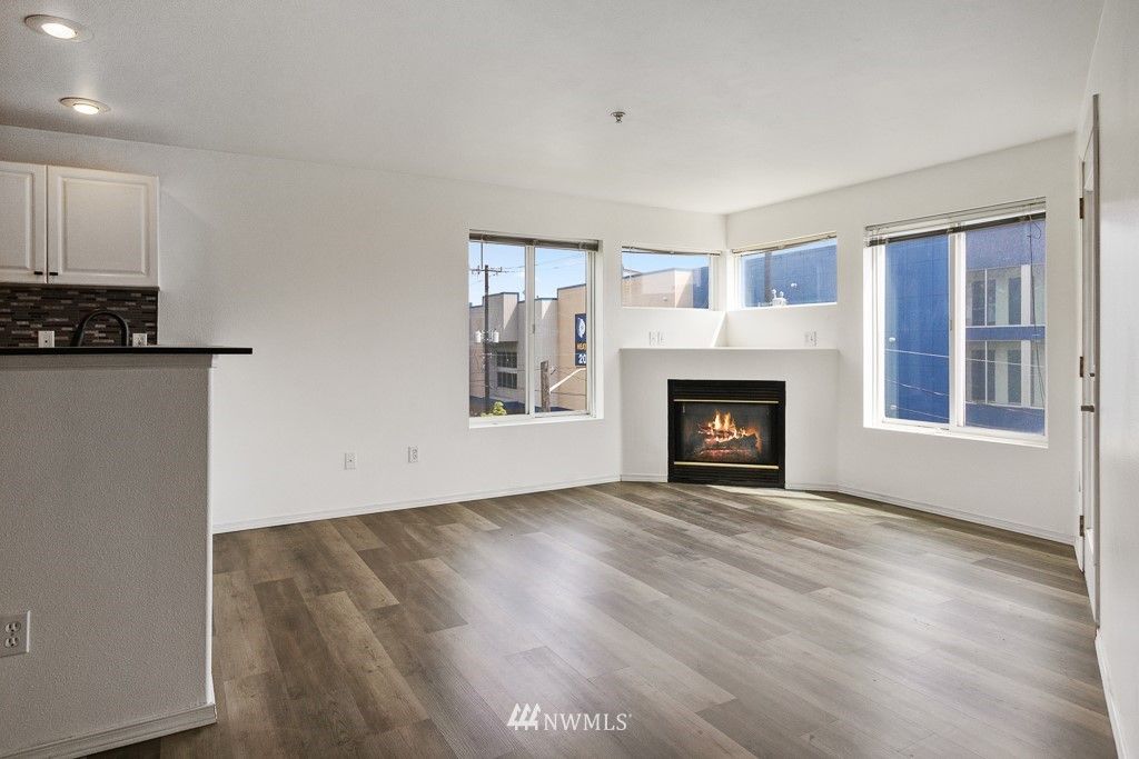 Photo of 3318 30th Avenue SW #401, Seattle, WA 98126 (MLS # 1927481)