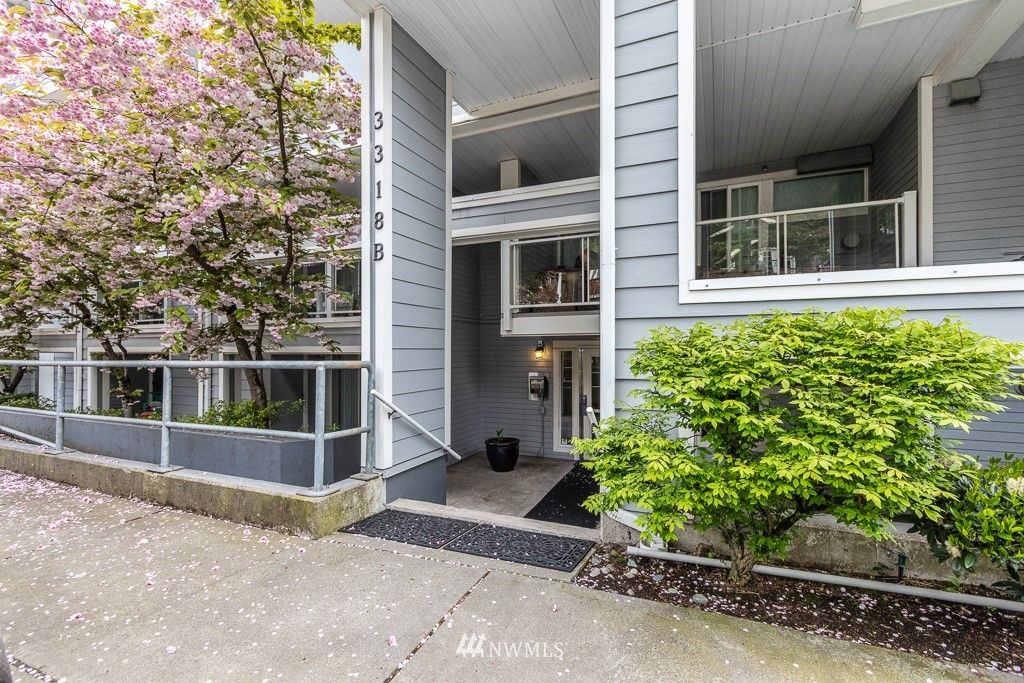 Photo of 3318 30th Avenue SW #401, Seattle, WA 98126 (MLS # 1927481)