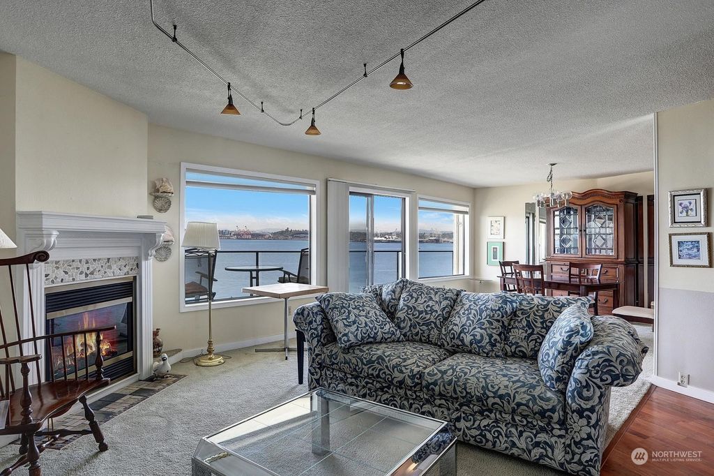 Photo of 1301 Harbor Avenue SW #412, Seattle, WA 98116 (MLS # 2060899)
