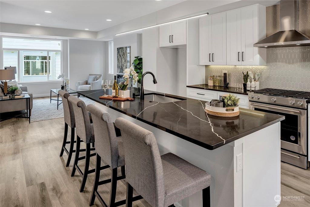 Photo of 6726 NE 187th Street #C101, Kenmore, WA 98028 (MLS # 2315204)