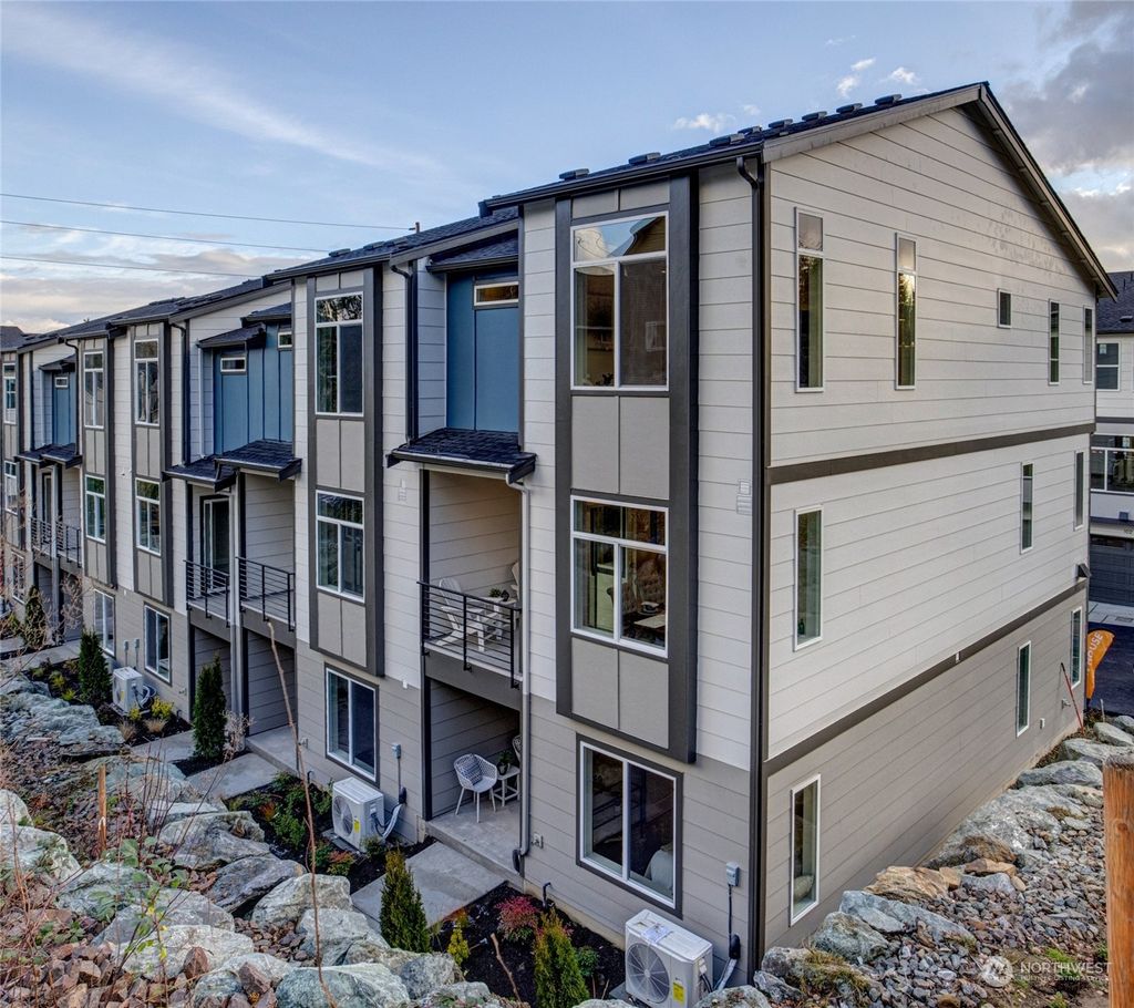Photo of 6726 NE 187th Street #C101, Kenmore, WA 98028 (MLS # 2315204)