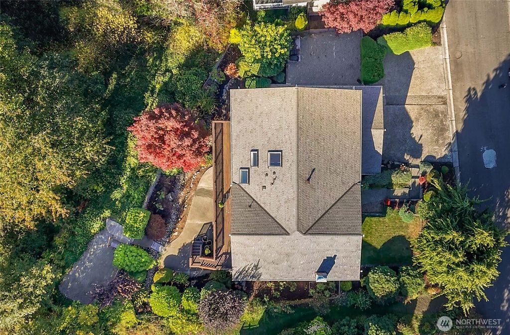 Photo of 29419 4th Avenue S, Federal Way, WA 98003 (MLS # 2448994)