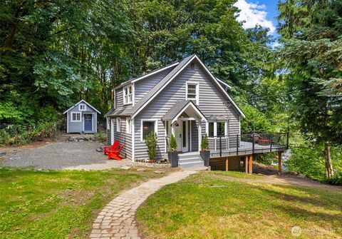 Photo of 8233 NE 169th Street, Kenmore, WA 98028 (MLS # 2548080)