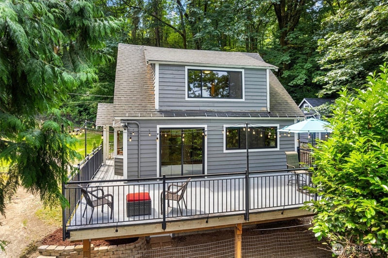 8233 NE 169th Street