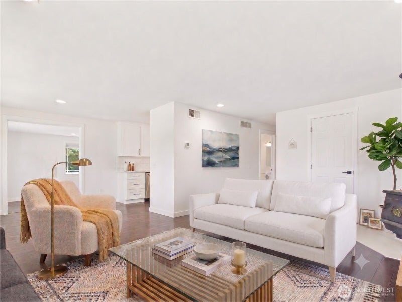 732 Natalie Place