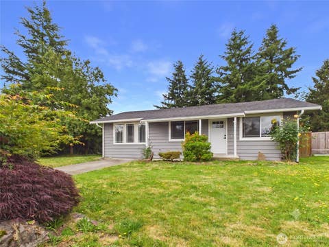 Photo of 732 Natalie Place, Enumclaw, WA 98022 (MLS # 2557200)