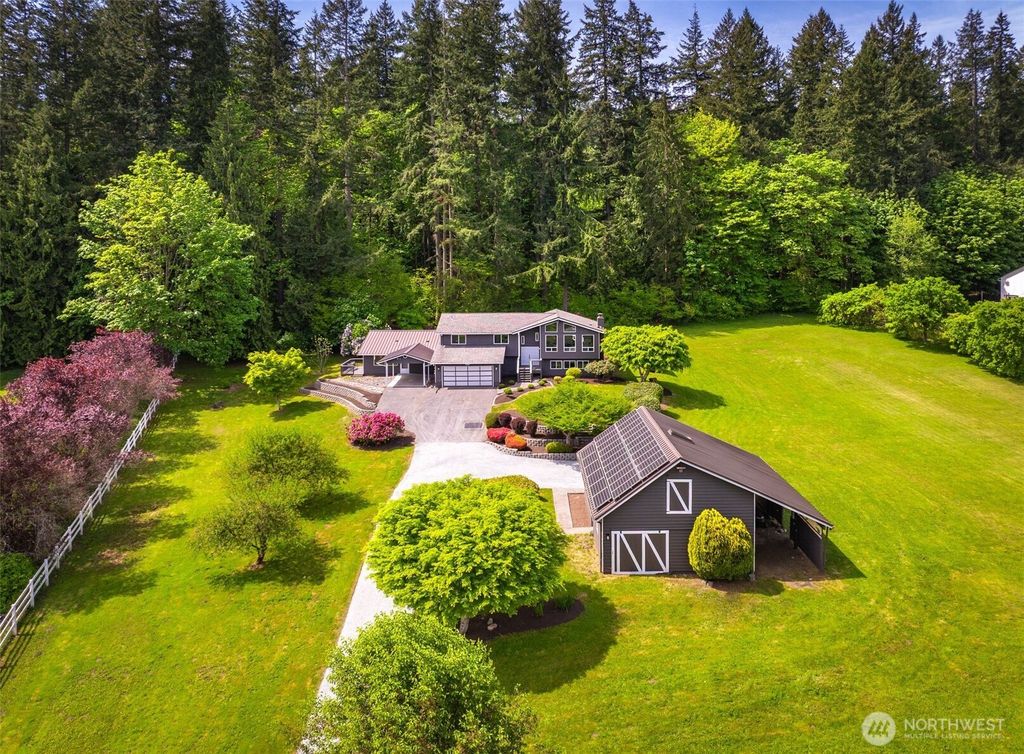 Photo of 8711 192nd Street SE, Snohomish, WA 98296 (MLS # 2373793)