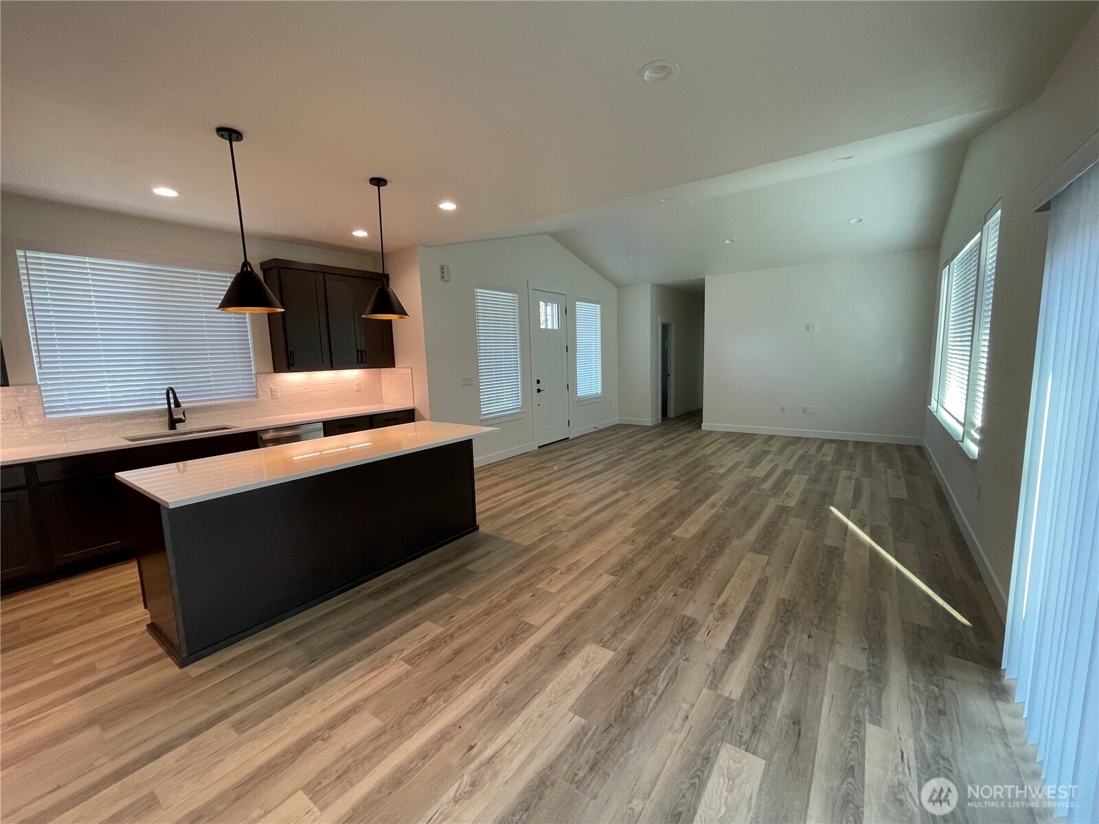 8808 Wildwood Avenue SW