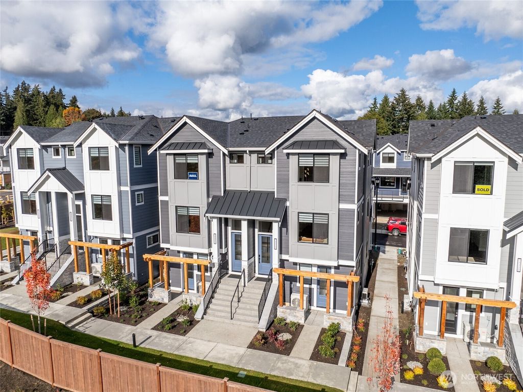 Photo of 13334 NE 144th Place #46, Woodinville, WA 98072 (MLS # 2332018)