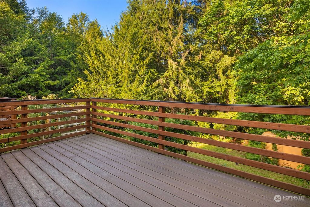 listing image 9367615832743393251