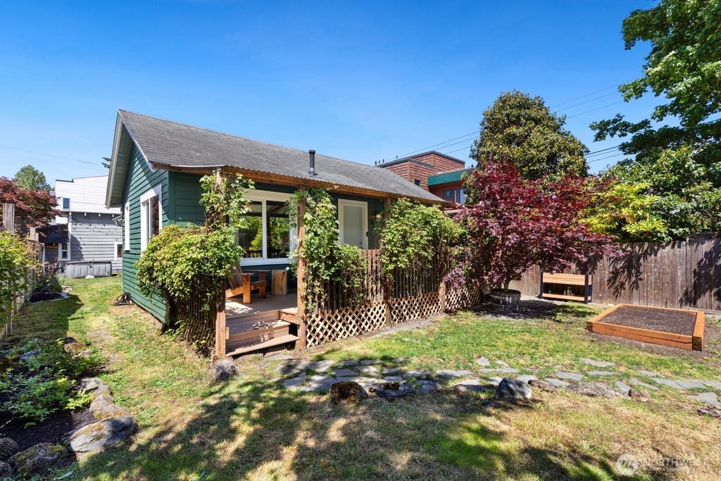 Photo of 5405 25th Avenue SW, Seattle, WA 98106 (MLS # 2537015)