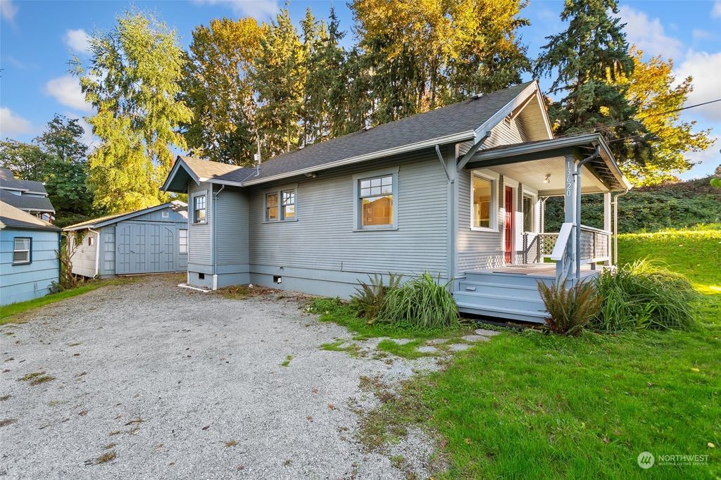 Photo of 13620 52nd Avenue S, Tukwila, WA 98168 (MLS # 2172926)
