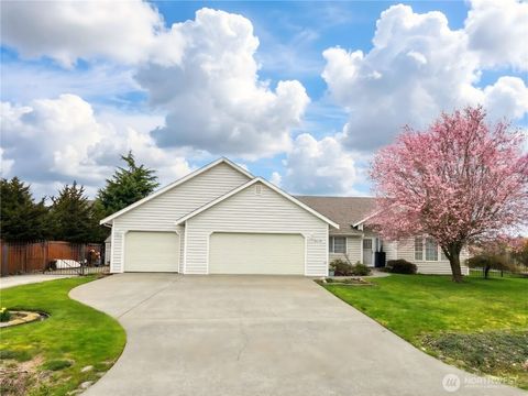 2727 180th Street E Tacoma WA 98445