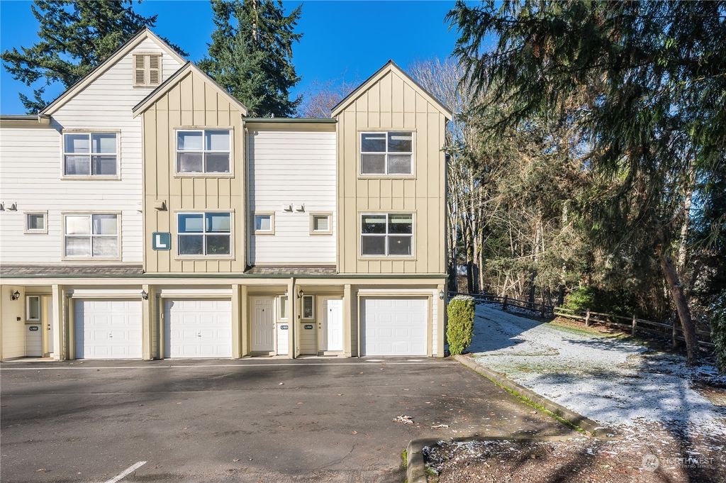 Photo of 1600 121st Street SE #L104, Everett, WA 98208 (MLS # 2191659)