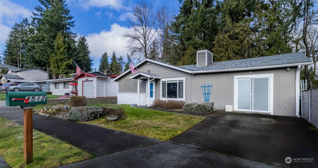 Photo of 4512 SE 2nd Place, Renton, WA 98059 (MLS # 2199882)