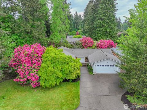 Photo of 2030 Baker Terrace SE TER, Olympia, WA 98501 (MLS # 2524289)