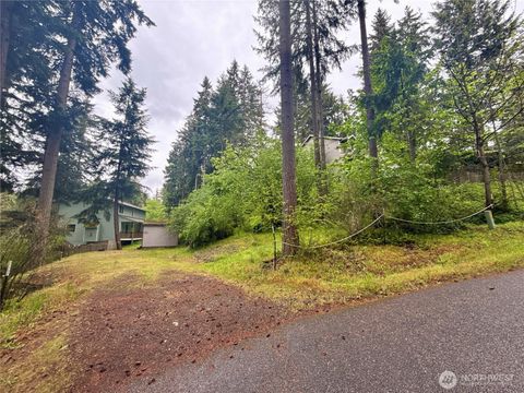 Photo of 22441 Clearview Court SE, Yelm, WA 98597 (MLS # 2525468)