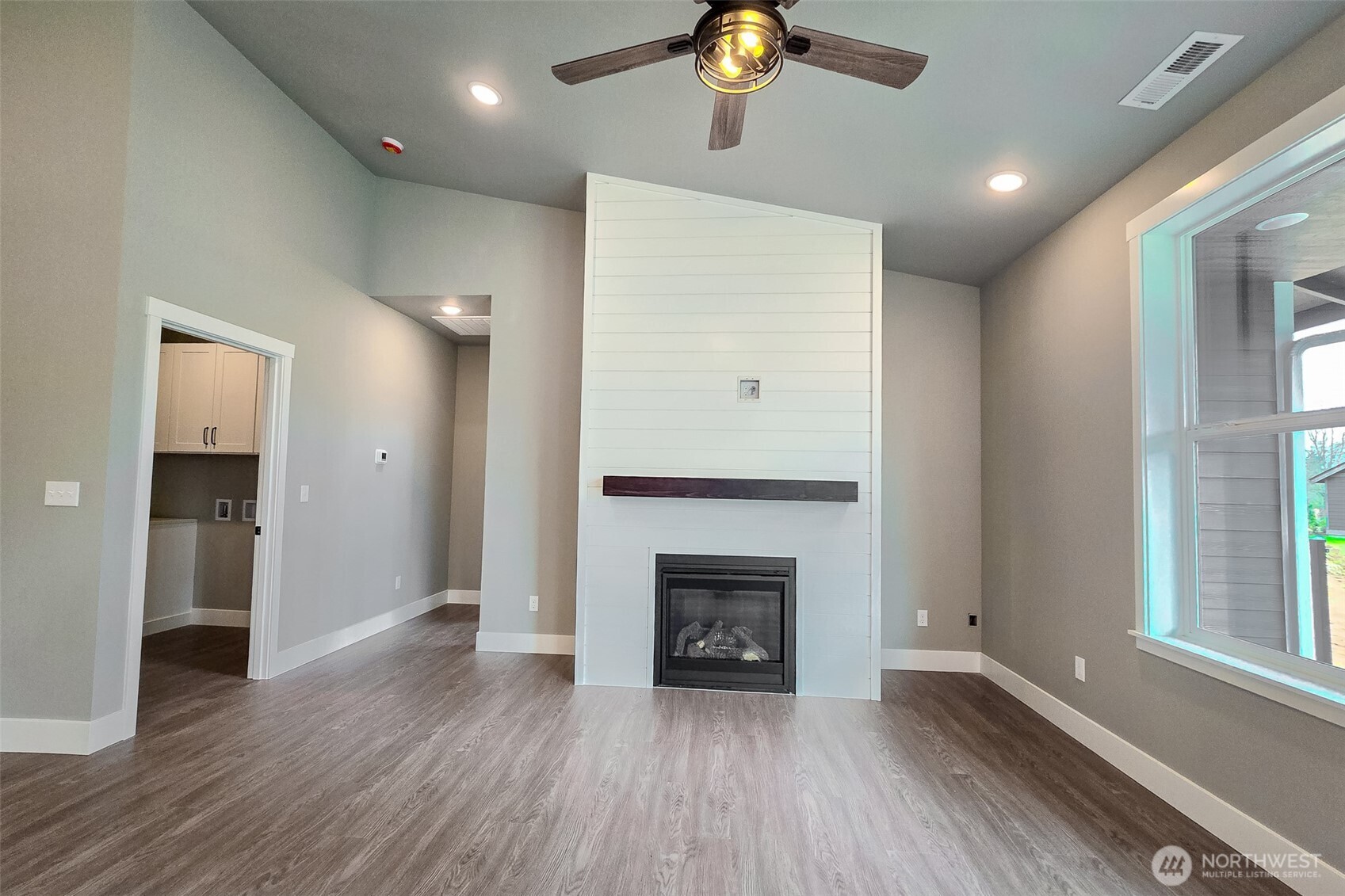 103 Sequoia Lane