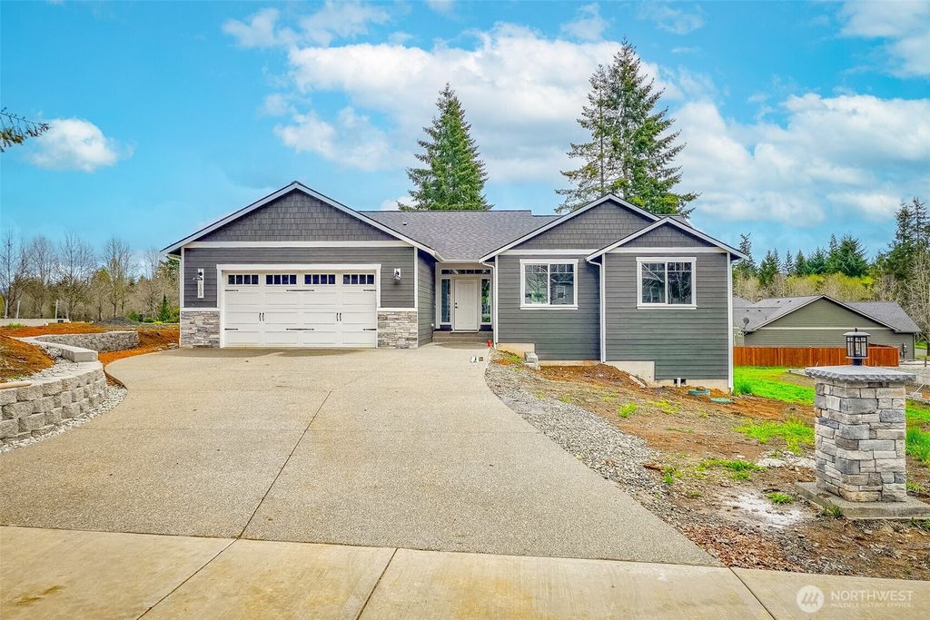 Photo of 103 Sequoia Lane, Onalaska, WA 98570 (MLS # 2505703)