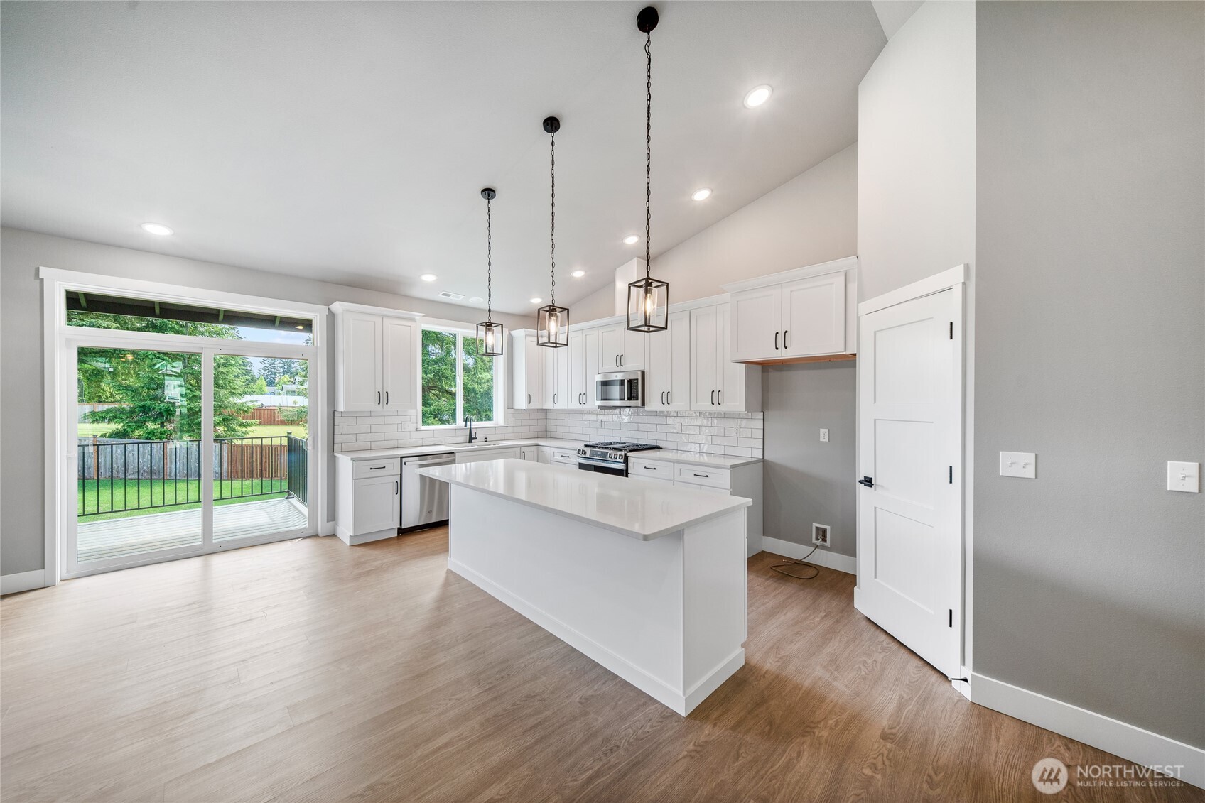 103 Sequoia Lane