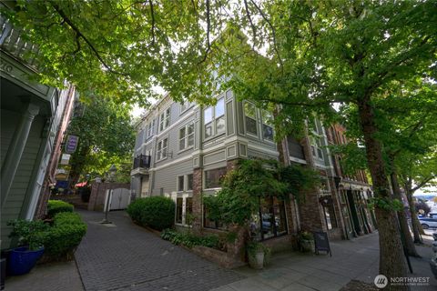 1006 Harris Avenue Bellingham WA 97225