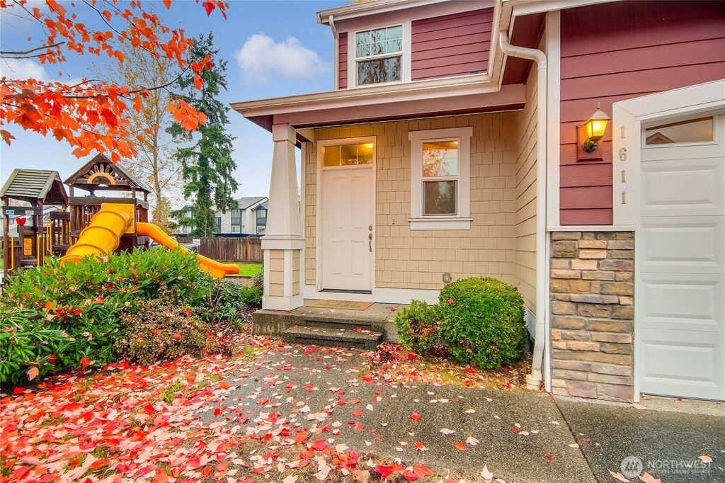 Photo of 1611 W Smith Court #11, Kent, WA 98032 (MLS # 2454114)