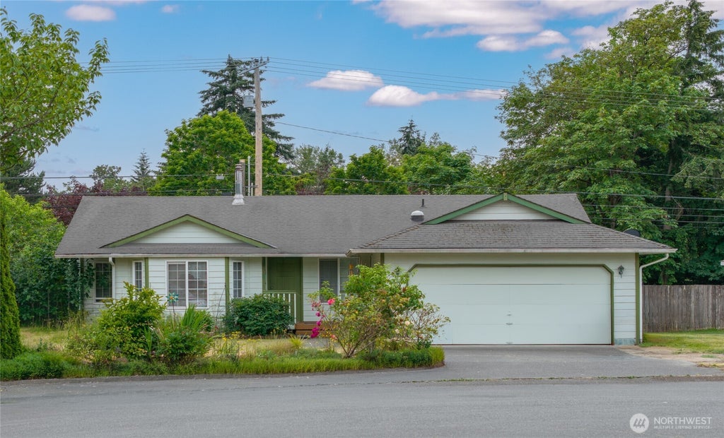 Photo of 1806 Northwood Court NE, Tacoma, WA 98422 (MLS # 2547298)