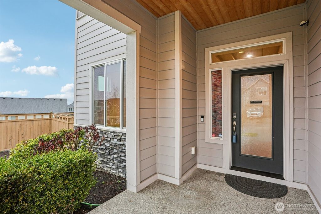 Photo of 1415 39th Street SE, Puyallup, WA 98372 (MLS # 2495420)