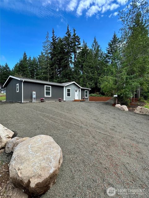 Photo of 420 E Herron Drive, Shelton, WA 98584 (MLS # 2535831)