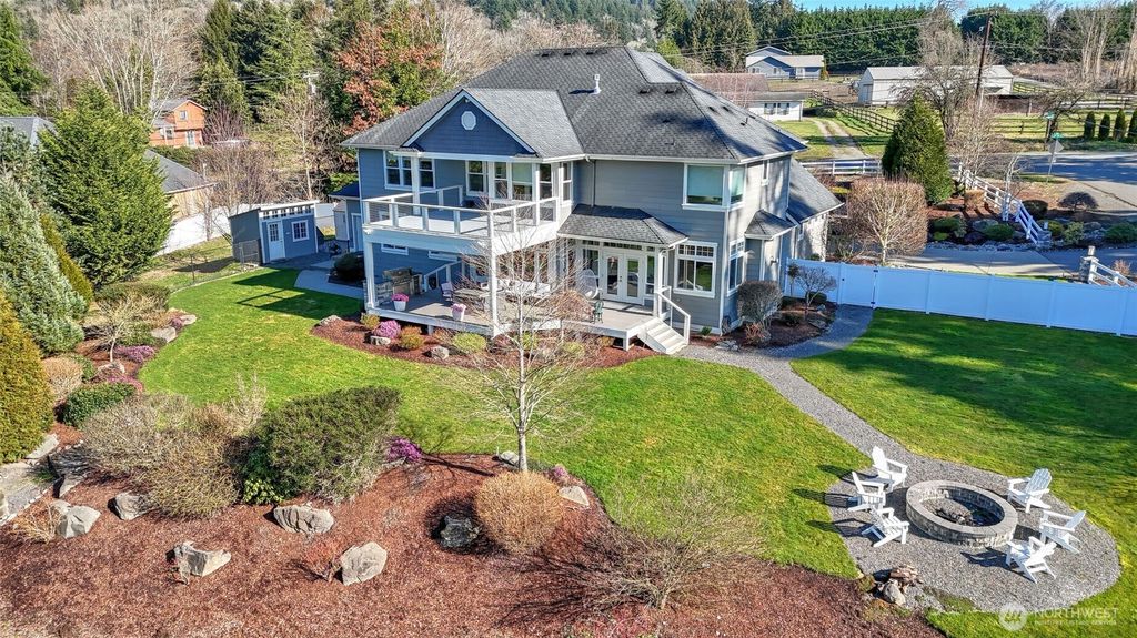 Photo of 5628 NE 23rd Street, Renton, WA 98059 (MLS # 2338673)