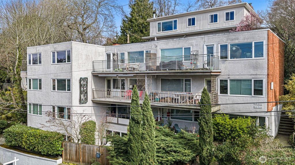 Photo of 632 13th Avenue E #12, Seattle, WA 98102 (MLS # 2487777)