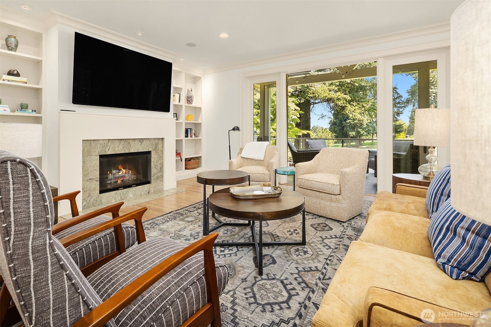 2018 Broadmoor Drive E