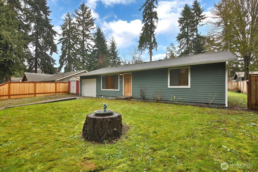 Photo of 7875 Mortland Drive, Clinton, WA 98236 (MLS # 2502927)
