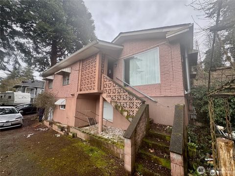 1931 S Durango Street Tacoma WA 98405