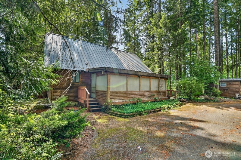 31 N Mallard Way W