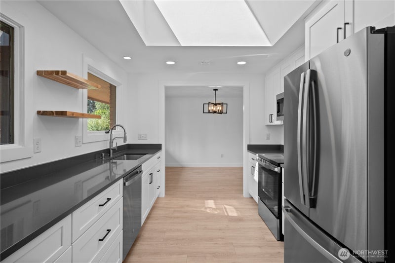7118 N Winston Drive