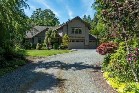 Photo of 763 Arrowhead Road, Camano Island, WA 98282 (MLS # 2531932)