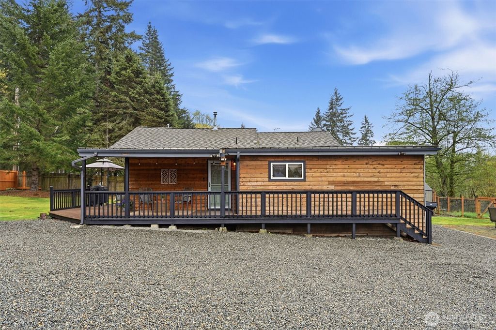 Photo of 20229 148th Avenue SE, Kent, WA 98042 (MLS # 2508578)