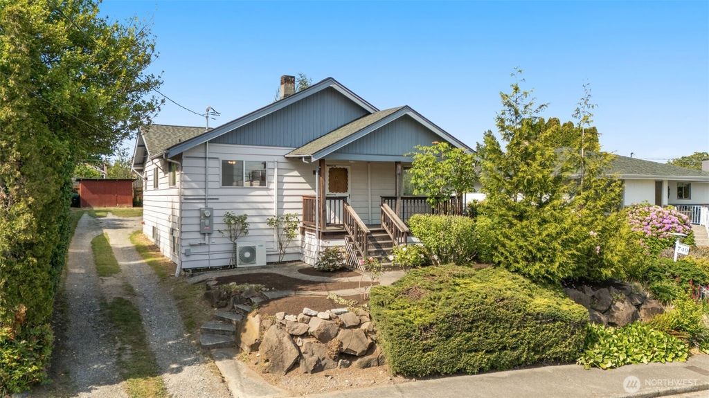 Photo of 736 N 96th St, Seattle, WA 98103 (MLS # 2324127)