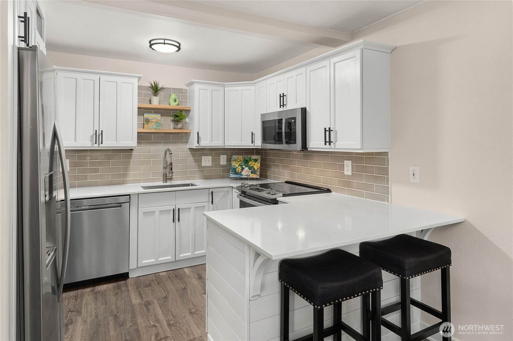 Photo of 1425 S Puget Drive #I 2, Renton, WA 98055 (MLS # 2522779)