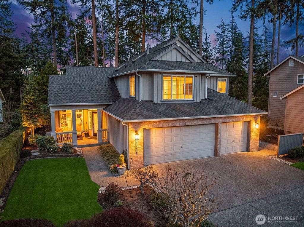 Photo of 12147 Clubhouse Ln. Ln, Mukilteo, WA 98275 (MLS # 2346085)