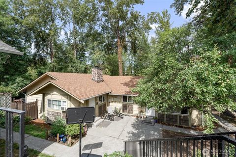 Photo of 2902 S Monroe Street, Tacoma, WA 98409 (MLS # 2438218)