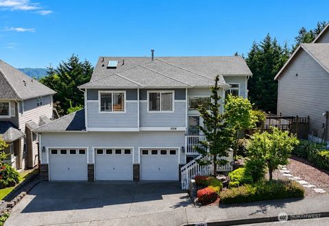 Photo of 1008 R Street NW, Auburn, WA 98001 (MLS # 2517267)