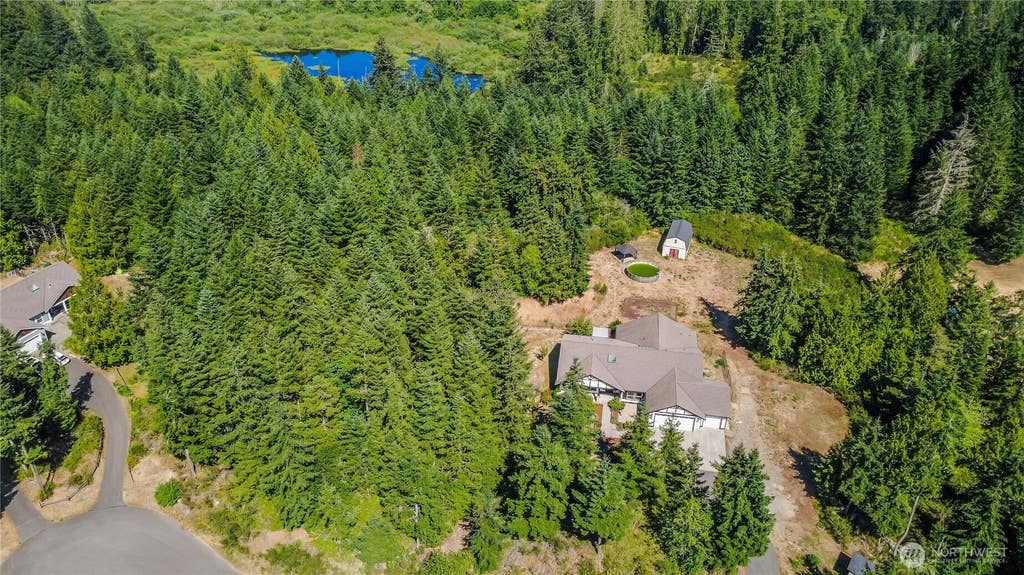 Photo of 15325 Glenshire Place SW, Port Orchard, WA 98367 (MLS # 2521487)