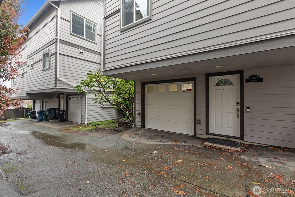Photo of 1507 E Union Street #A, Seattle, WA 98122 (MLS # 2496464)