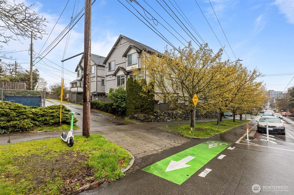 Photo of 1507 E Union Street #A, Seattle, WA 98122 (MLS # 2496464)