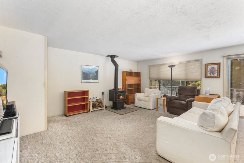 350 Olympic Drive E
