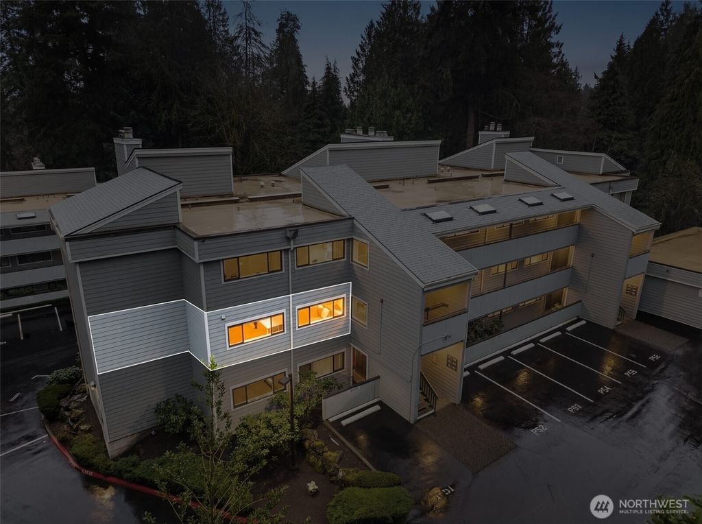 Photo of 13741 15th Avenue NE #C3, Seattle, WA 98125 (MLS # 2487724)