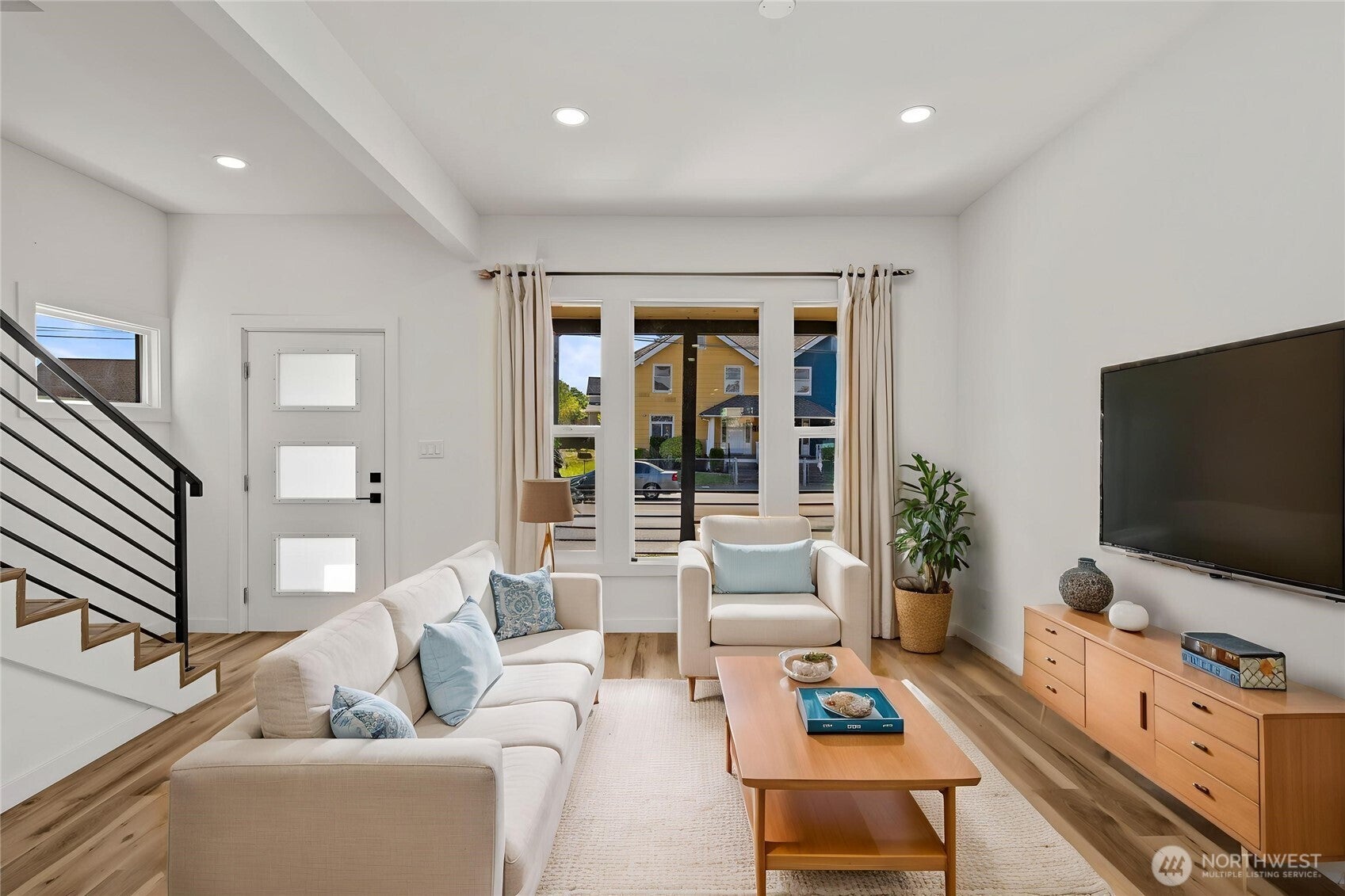 719 S Sprague Ave
